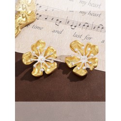 Gold Flower Pearl Stud Earrings